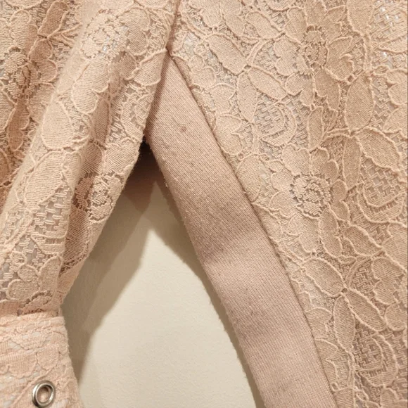 BCBG Generation Pink Lace Trench Short Coat Double Breasted Collared Belted S - Picture 8 of 10